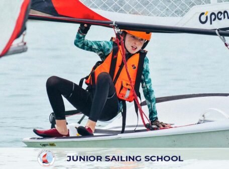 pyc-junior-sailing-pupil-in-action